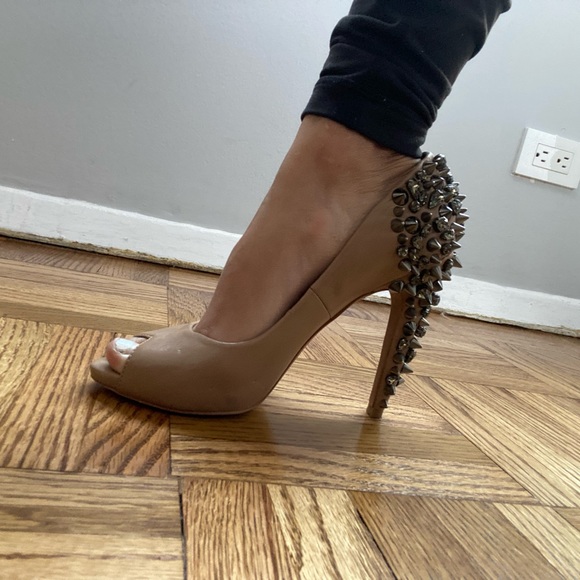 Sam Edelman Lorissa Spiked Heels Size 7 Nude Color - Picture 2 of 5
